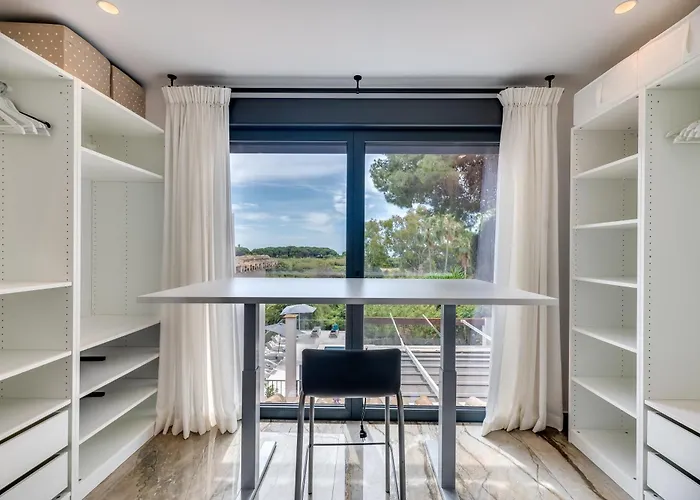 Beachside In Carib Playa Marbella