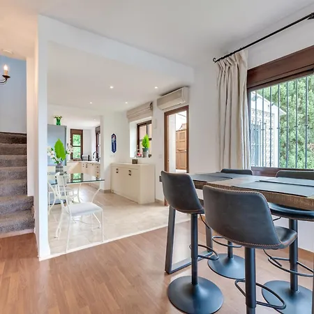 Villa Beachside In Carib Playa Marbella